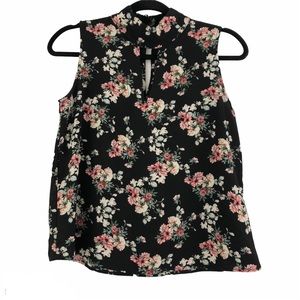 Paper Crane Sleeveless Mock Neck Top w Keyhole